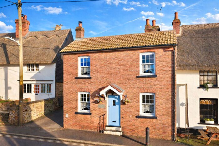 3 Bedroom Semi-Detached House For Sale In 'Fair View', Heath And Reach, LU7