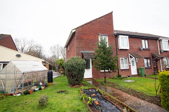 3 Bedroom House To Rent In Laburnum Close, Frome, BA11