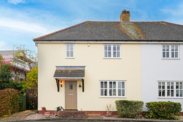 3 Bedroom Semi Detached House For Sale In Elmscroft, Dunmow, Essex, CM6