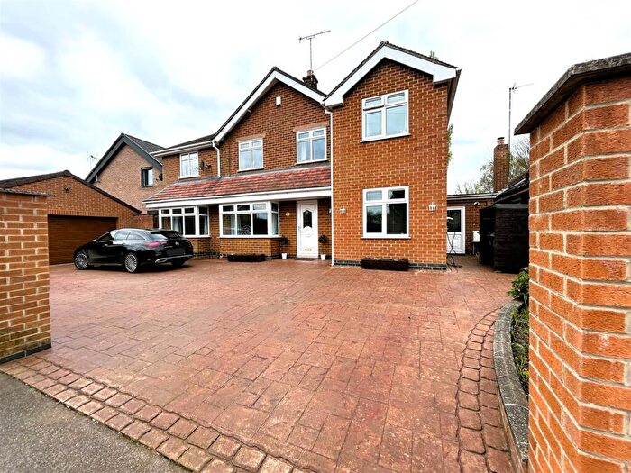 5 Bedroom Detached House For Sale In Hazel Grove, Duffield, Belper, DE56