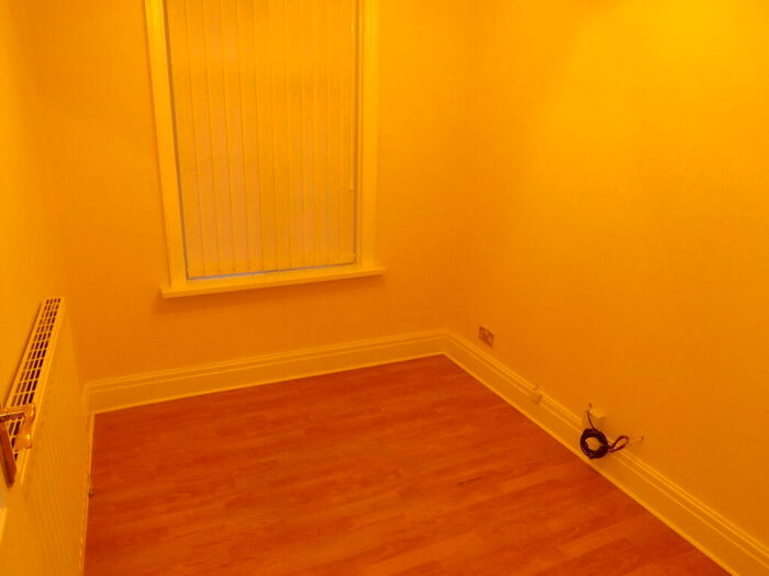 5 Bedroom Semi-Detached House To Rent In Preston New Road, Blackpool, FY4