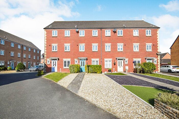 4 Bedroom Terraced House For Sale In Ffordd Y Gamlas Bynea, Llanelli, SA14