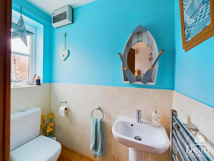 4 Bedroom Detached House For Sale In The Spires, Lydney, GL15