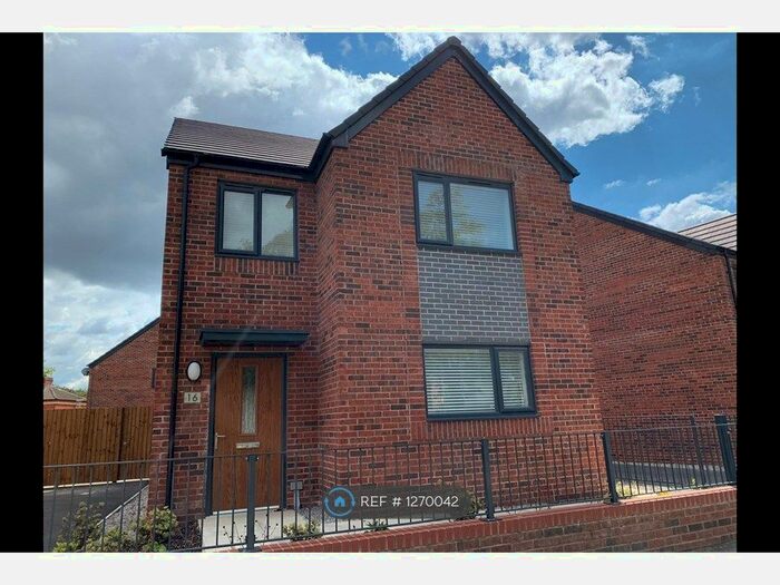 4 Bedroom Detached House To Rent In Clowes Street, Manchester M12