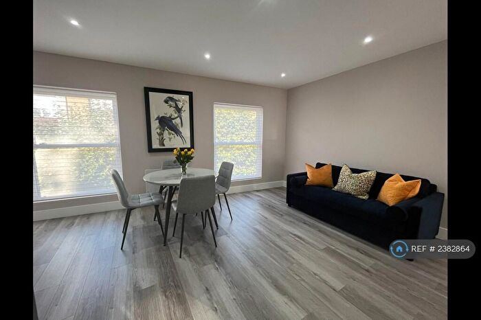 1 Bedroom Flat To Rent In Broad Street, Reading, RG1