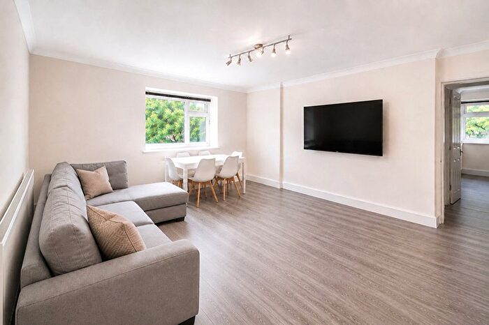 2 Bedroom Flat For Sale In Langworthy, Royston Grove, Pinner, HA5