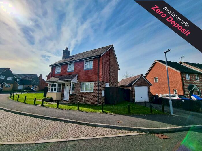 3 Bedroom House To Rent In Beauchamp Drive, Amesbury, Salisbury, SP4