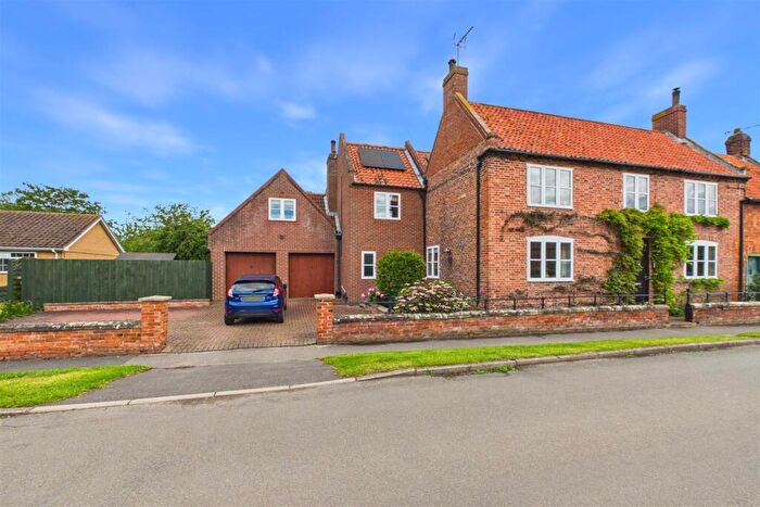 4 Bedroom Semi-Detached House For Sale In Front Street, Barnby, NG24