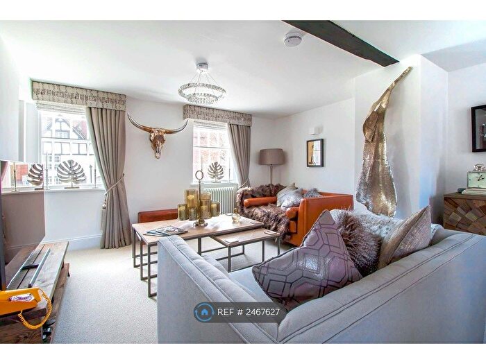 2 Bedroom Flat To Rent In Henley In Arden, Henley In Arden, B95