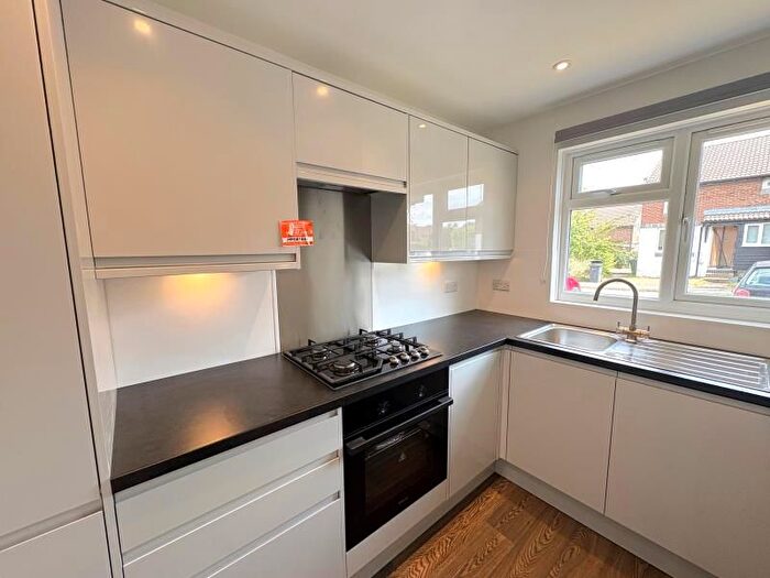 2 Bedroom Property To Rent In Colburn Crescent, Burpham, Guildford, GU4