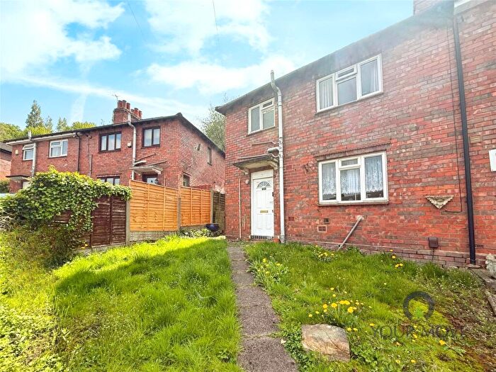 3 Bedroom Semi-Detached House To Rent In Central Avenue, Stourbridge, West Midlands, DY9