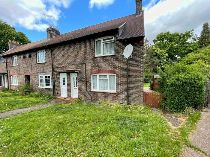 3 Bedroom End Of Terrace House To Rent In Sackville Gardens, East Grinstead, RH19