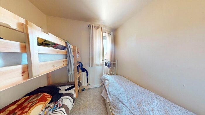3 Bedroom End Of Terrace House For Sale In Capella Drive, Manchester, M11