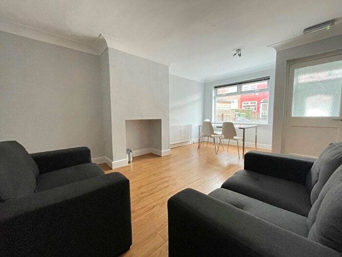 2 Bedroom Terraced House To Rent In Norman View, Kirkstall, Leeds, LS5