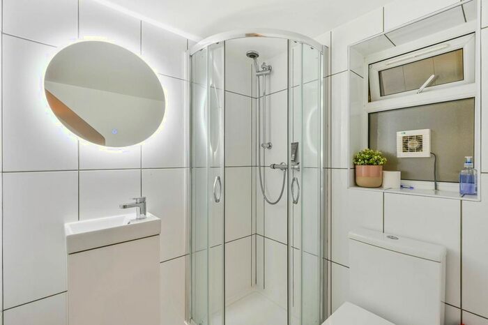 2 Bedroom Terraced House To Rent In Elmgreen Close, Stratford, London, E15