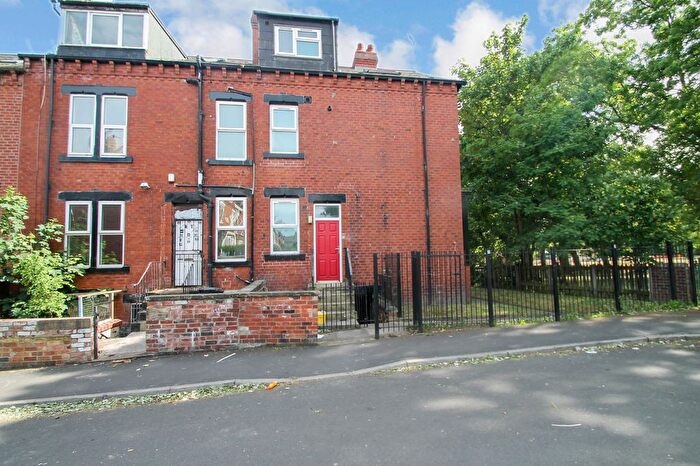 1 Bedroom Property To Rent In Sefton Avenue, Beeston, Leeds, LS11