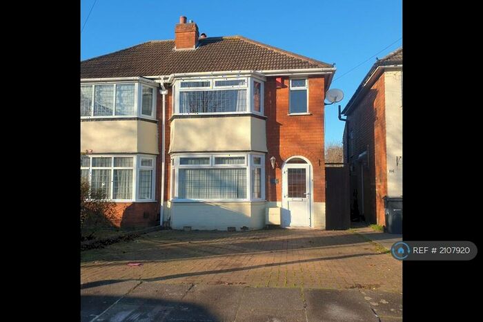 3 Bedroom Semi-Detached House To Rent In Parkdale Road, Birmingham, B26