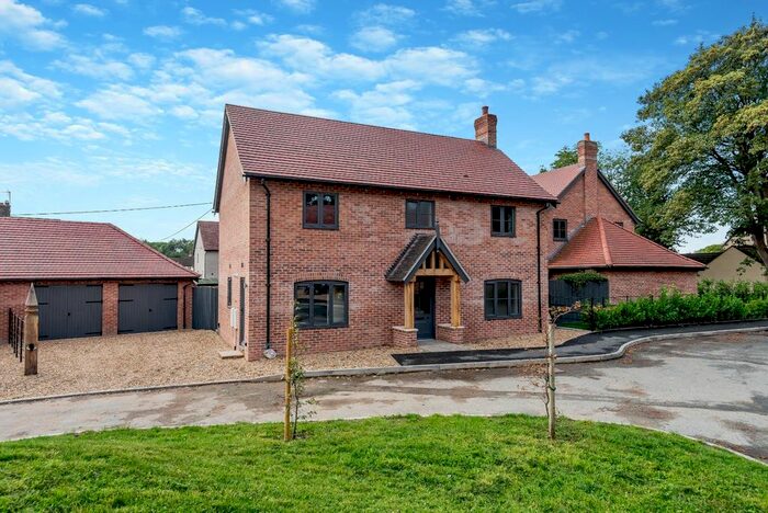 4 Bedroom Detached House For Sale In Park Crescent, Park Hall, Oswestry, Shropshire, SY11