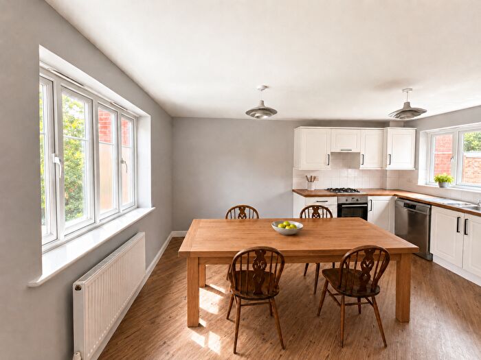4 Bedroom Semi Detached House To Rent In Blandamour Way, Close To Airbus, Southmead Hospital, BS10