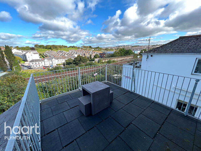 2 Bedroom Flat To Rent In Bayswater Road, Plymouth, PL1