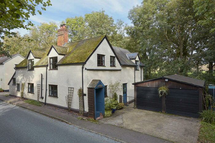 4 Bedroom Detached House For Sale In Clare, Sudbury, Suffolk, CO10