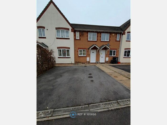 2 Bedroom Terraced House To Rent In Hepworth Road, Swindon, SN25