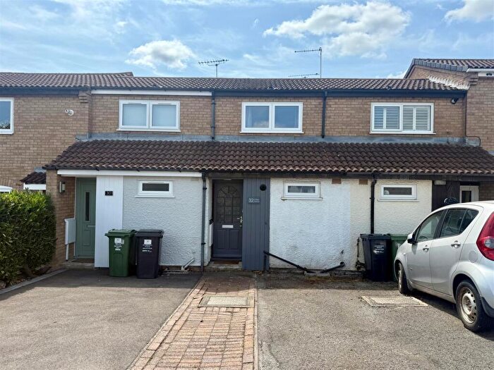 1 Bedroom Town House For Sale In Chiltern Avenue, Shepshed, Loughborough, LE12