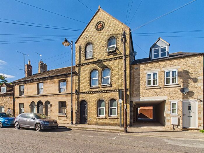 Studio For Sale In St. Leonards Street, Stamford, PE9