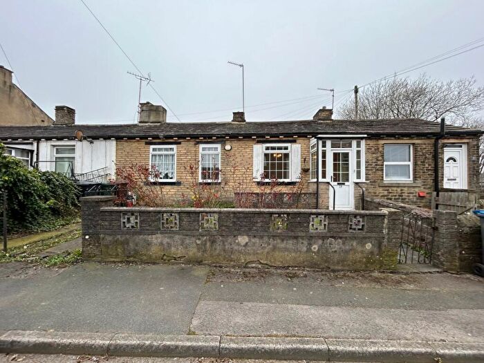 2 Bedroom Bungalow For Sale In Hardy Street, Wibsey, Bradford, BD6