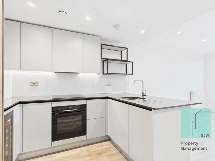 1 Bedroom Flat To Rent In Moorehead Way, London, SE3