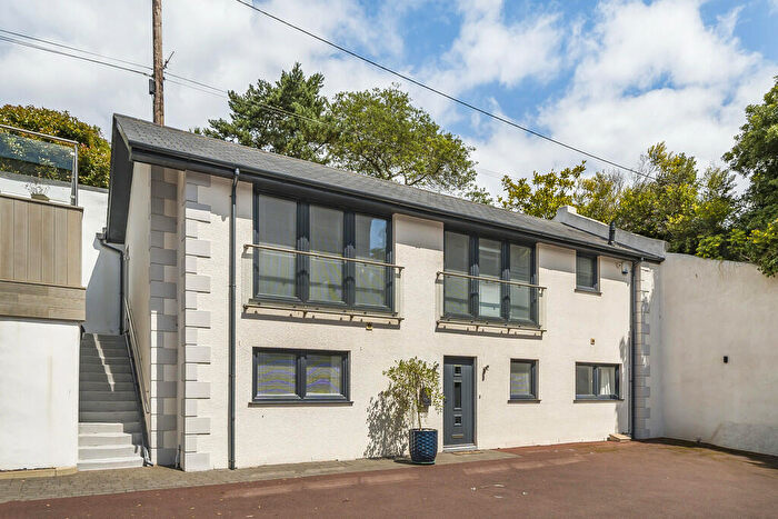 3 Bedroom Detached House To Rent In Holcombe Drive, Dawlish, EX7