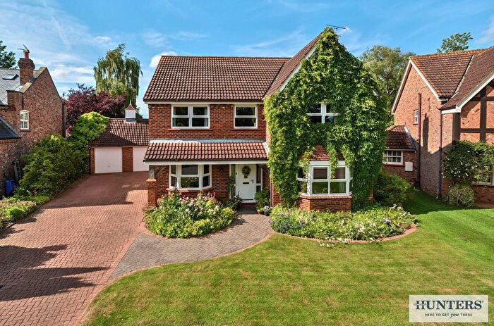 4 Bedroom Property For Sale In Main Street, Wressle, Selby, YO8