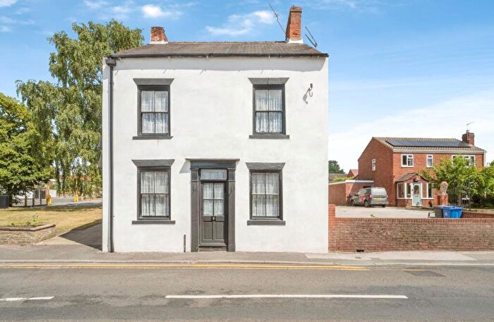 4 Bedroom Semi-Detached House For Sale In Ellison Street, Thorne, Doncaster, DN8