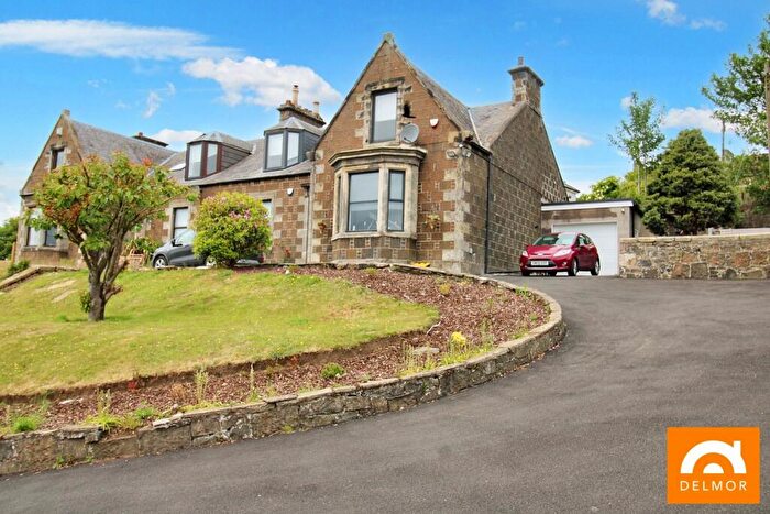 5 Bedroom Semi-Detached House For Sale In Valley Drive, Glenrothes, KY6