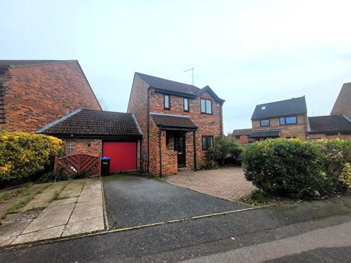 3 Bedroom Detached House To Rent In The Fairoaks, Wakes Meadow, Northampton, NN3