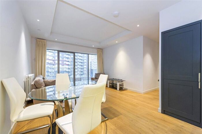 2 Bedroom Flat To Rent In Hercules House, Botanic Square, E14