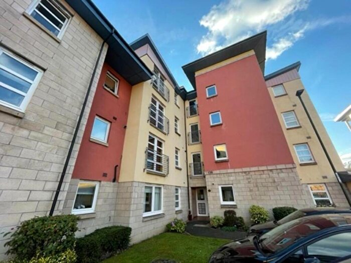 2 Bedroom Flat To Rent In Gylemuir Road, Corstorphine, Edinburgh, EH12