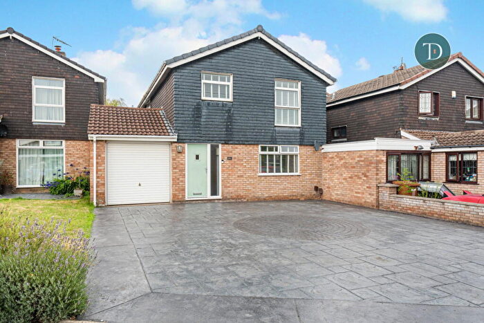 3 Bedroom Detached House For Sale In Halsall Green, Spital, Wirral, CH63