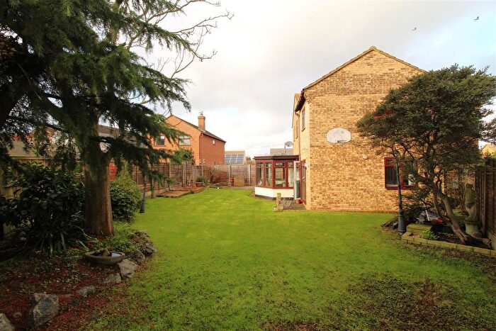 4 Bedroom Detached House For Sale In Scrapsgate Road, Minster On Sea, Sheerness, ME12