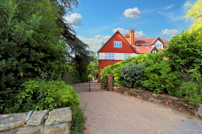 4 Bedroom Semi-Detached House To Rent In Culverden Down, Tunbridge Wells, TN4