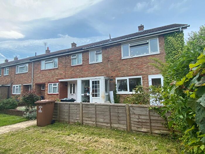 3 Bedroom House To Rent In Colestrete, SG1