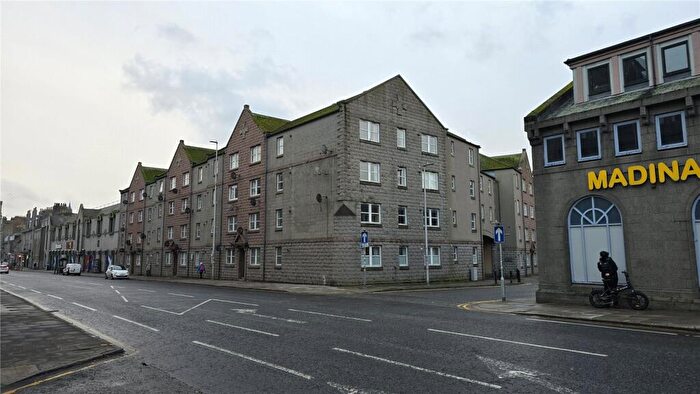 2 Bedroom Apartment For Sale In St Clair Street, Aberdeen, Aberdeenshire, AB24