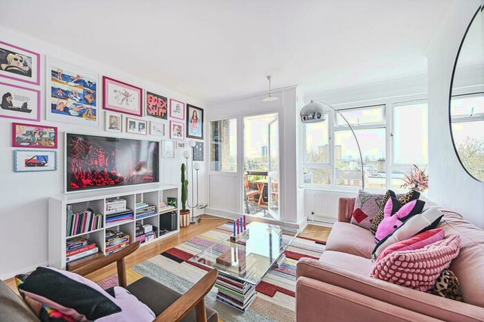 2 Bedroom Flat To Rent In Amhurst, , Hackney, London, E8
