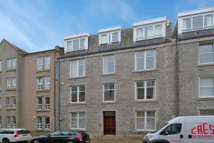 1 Bedroom Flat To Rent In Cuparstone Place, Great Western Road, Aberdeen, AB10