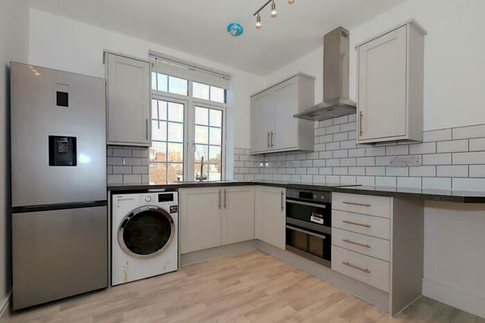 2 Bedroom Flat To Rent In Blackwell Street, Kidderminster, DY10