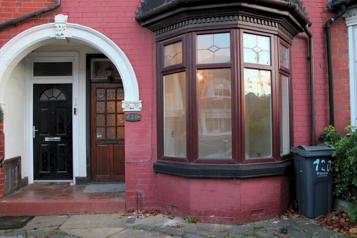 3 Bedroom Terraced House To Rent In Abbey Road, Smethwick, B67