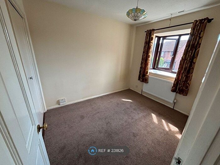 3 Bedroom Terraced House To Rent In Underwood Road, Woodford Green, IG8