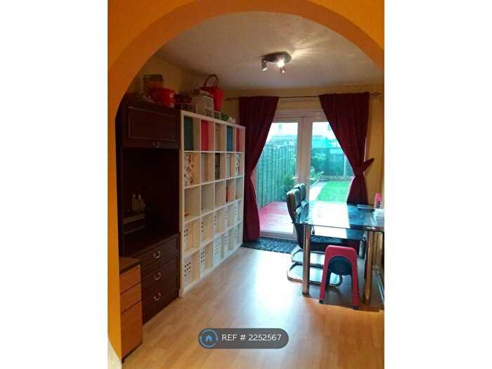 3 Bedroom End Of Terrace House To Rent In Hedgerow Walk, Coventry, CV6