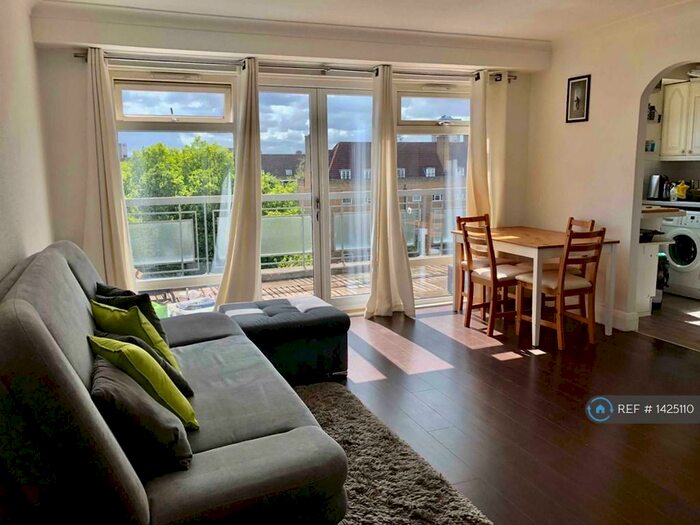 1 Bedroom Penthouse To Rent In Phoenix Court, London, NW1