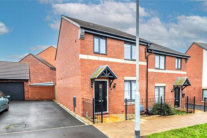3 Bedroom Semi Detached House For Sale In Kilgallon Road, Lawley Bank, Telford, Shropshire, TF4